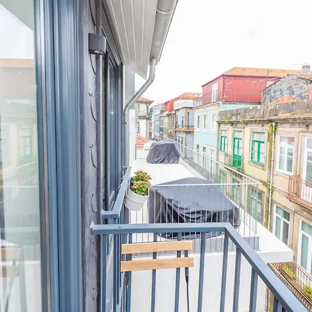 12 Sweet Caroline Apartman Porto